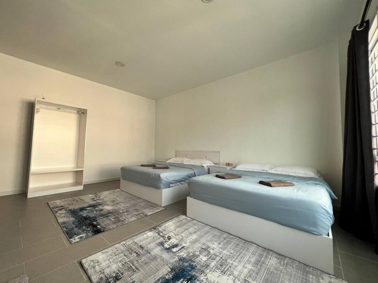 Ij Lodge Мири Екстериор снимка
